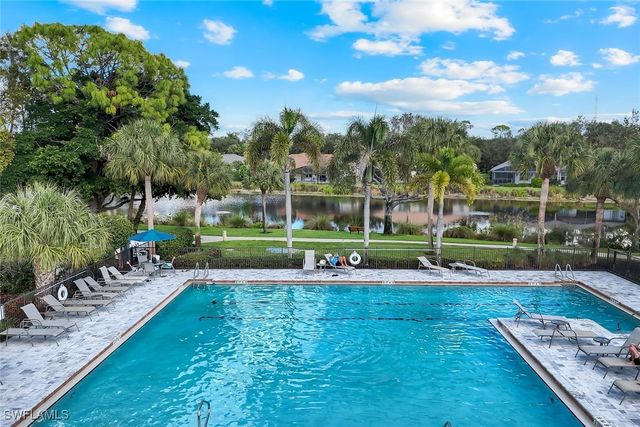 6374 Old Mahogany CT, Naples, FL 34109