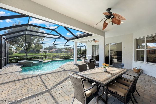 6374 Old Mahogany CT, Naples, FL 34109