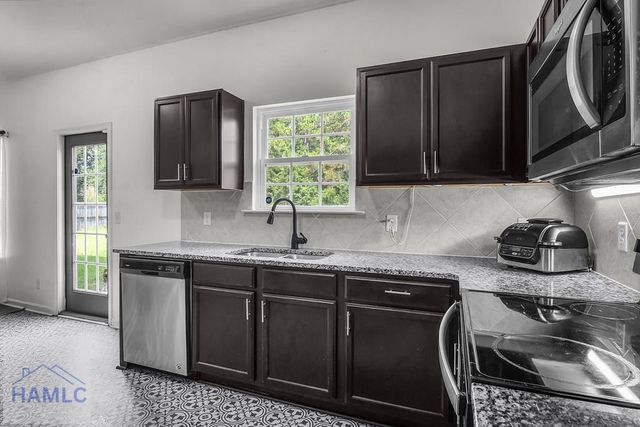 134 Dove Run Drive NE, Ludowici, GA 31316