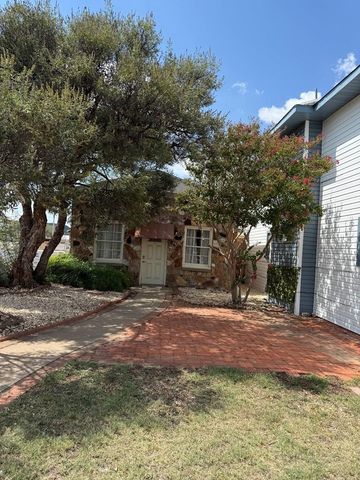 1308 Scurry St Unit D, Big Spring, TX 79720