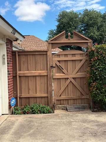 2306 Norwich Drive, Carrollton, TX 75006