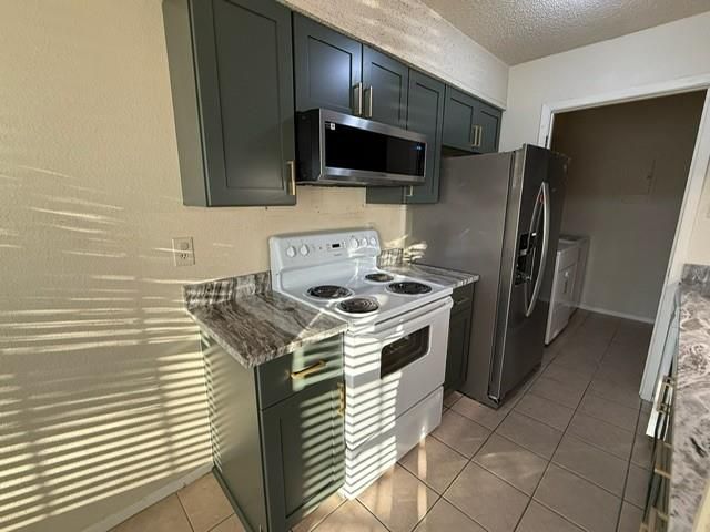 2106 Kirksey DR B, Austin, TX 78741