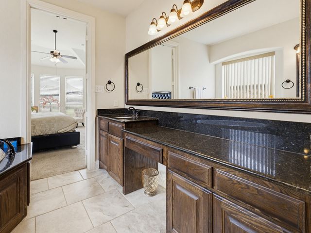 7315 Vienta Point, Grand Prairie, TX 75054
