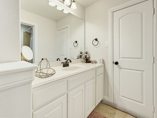 7315 Vienta Point, Grand Prairie, TX 75054