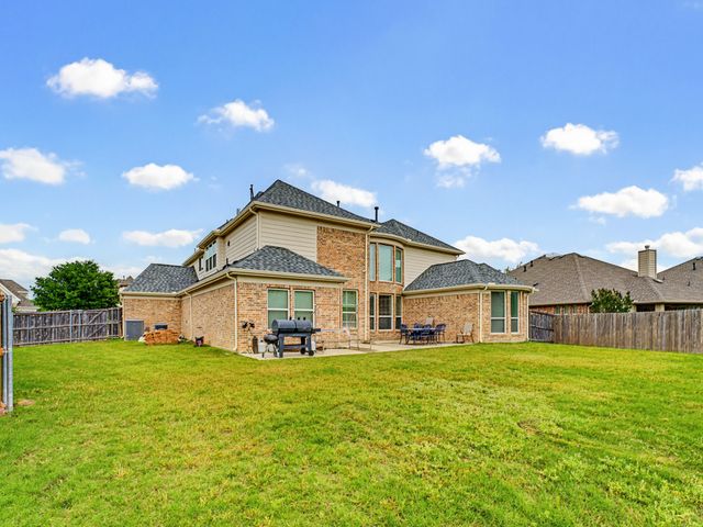 7315 Vienta Point, Grand Prairie, TX 75054