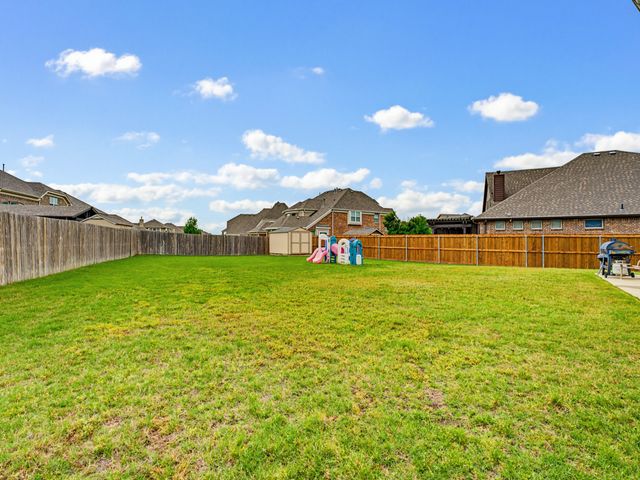 7315 Vienta Point, Grand Prairie, TX 75054
