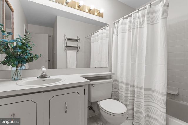 616 SOCIETY PL, Newtown, PA 18940