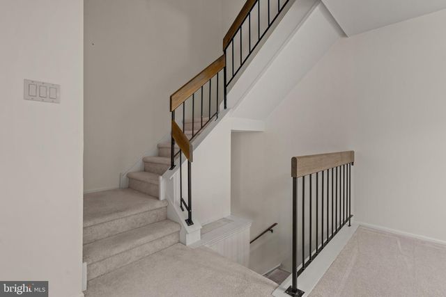 616 SOCIETY PL, Newtown, PA 18940