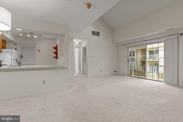 616 SOCIETY PL, Newtown, PA 18940