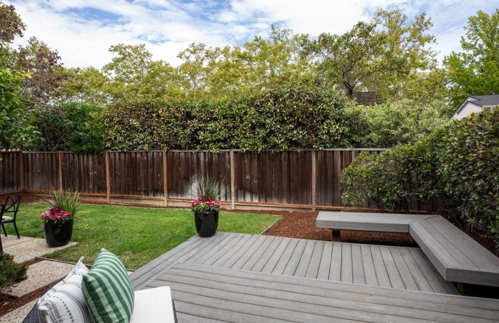 Image 13 of property listing at 1116 Doyle Place, Mountain View, CA 94040