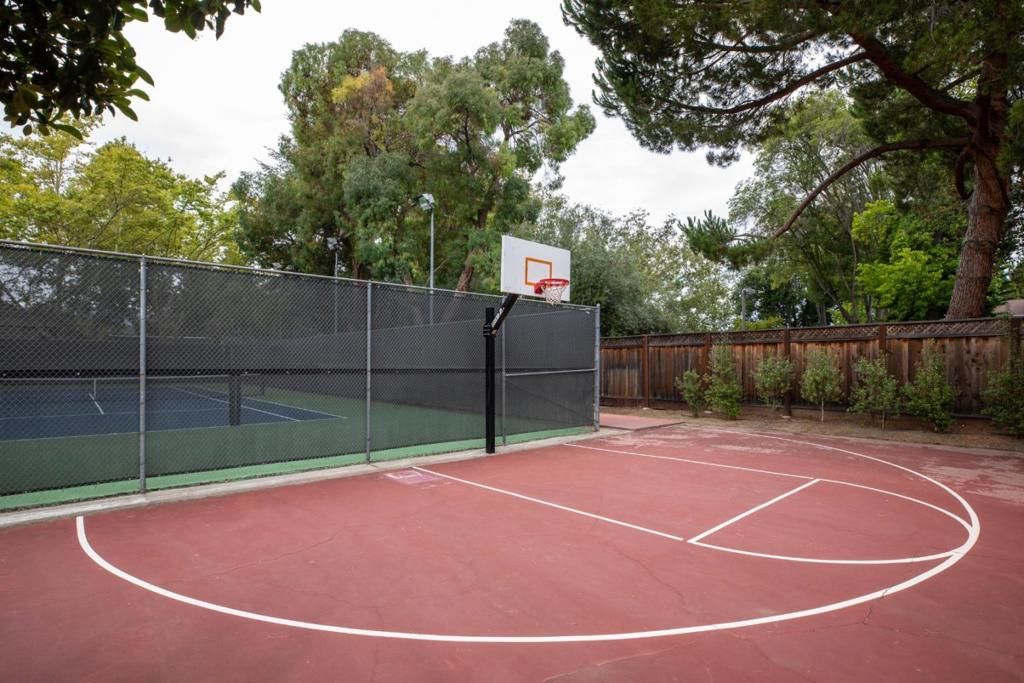 Image 26 of property listing at 1116 Doyle Place, Mountain View, CA 94040