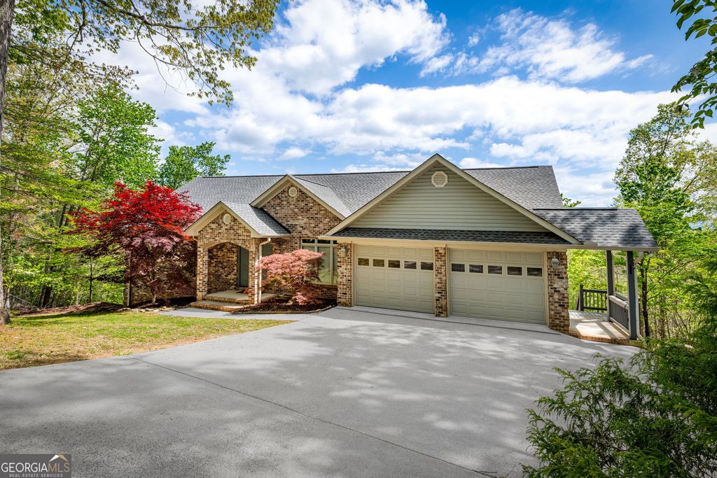 230 W D Court, Ellijay, GA 30540
