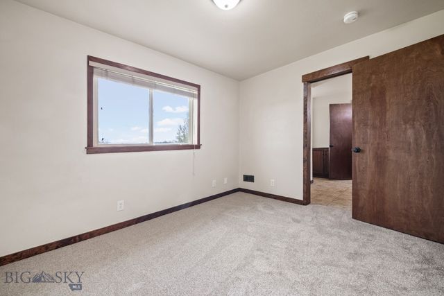 174 Valley Grove Drive, Bozeman, MT 59718