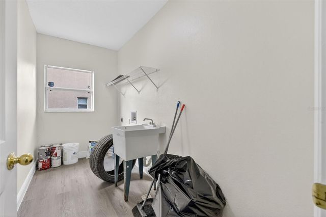 402 BIG SIOUX COURT, Kissimmee, FL 34759