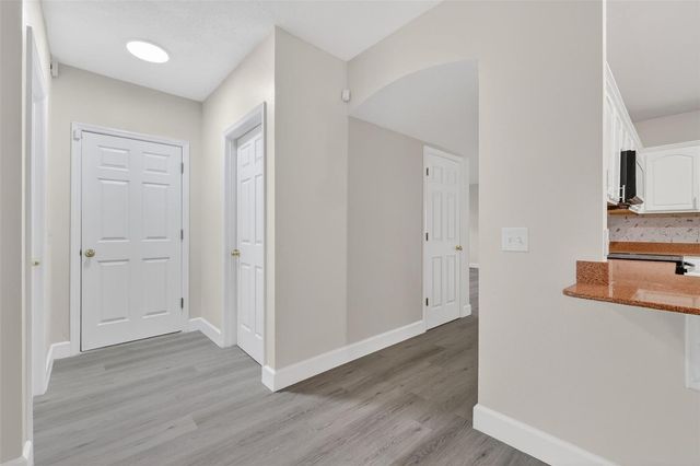 402 BIG SIOUX COURT, Kissimmee, FL 34759