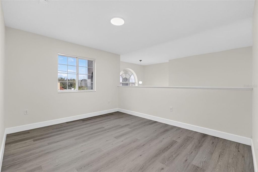 Image 21 of property listing at 402 BIG SIOUX COURT, Kissimmee, FL 34759