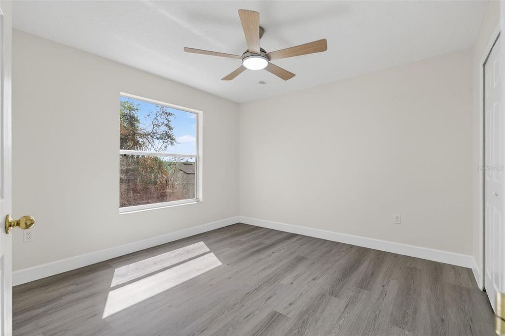 Image 22 of property listing at 402 BIG SIOUX COURT, Kissimmee, FL 34759