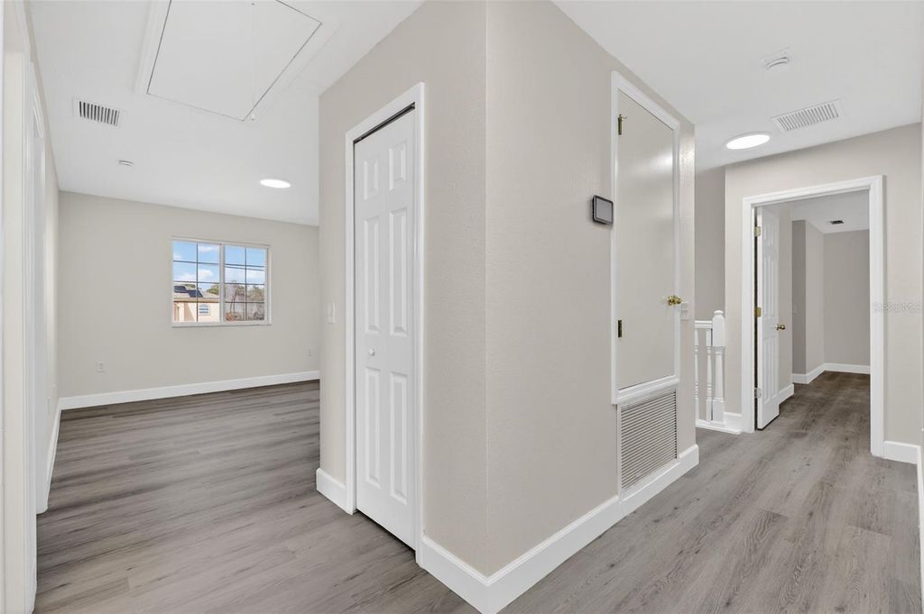 Image 26 of property listing at 402 BIG SIOUX COURT, Kissimmee, FL 34759