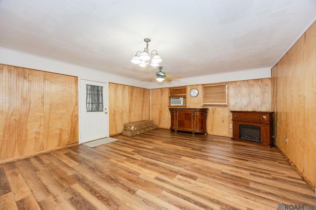 25321 Fenner St, Plaquemine, LA 70764