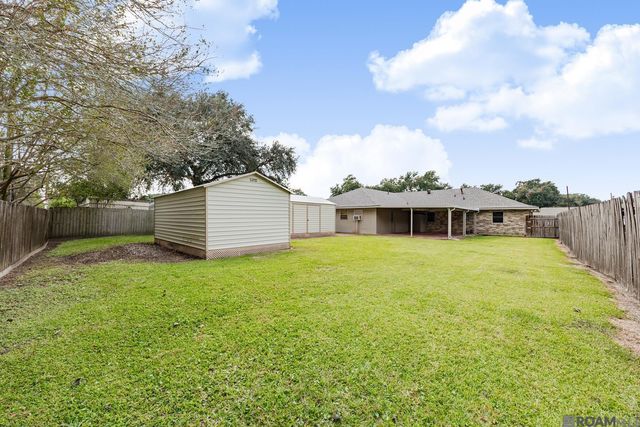 25321 Fenner St, Plaquemine, LA 70764