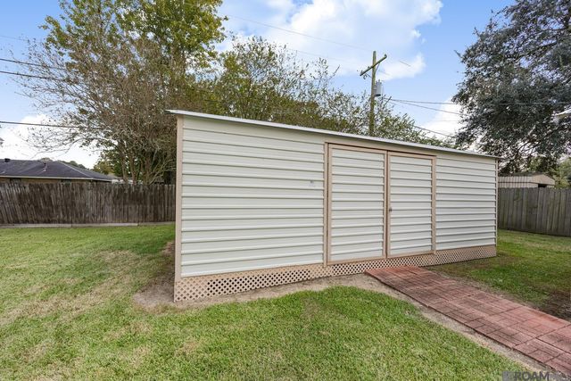 25321 Fenner St, Plaquemine, LA 70764