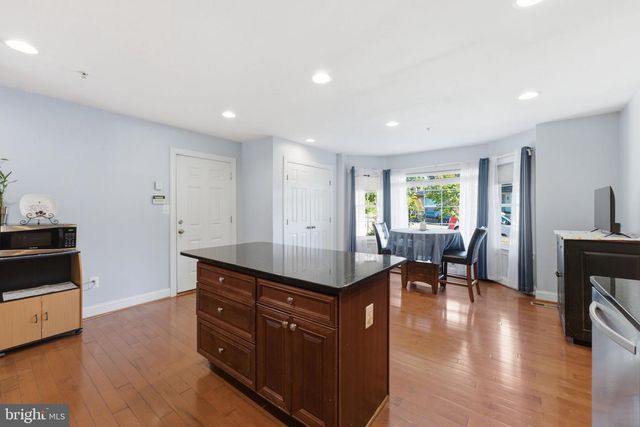 7100 BELTZ DR, District Heights, MD 20747