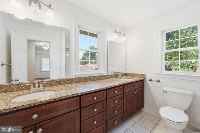 7100 BELTZ DR, District Heights, MD 20747