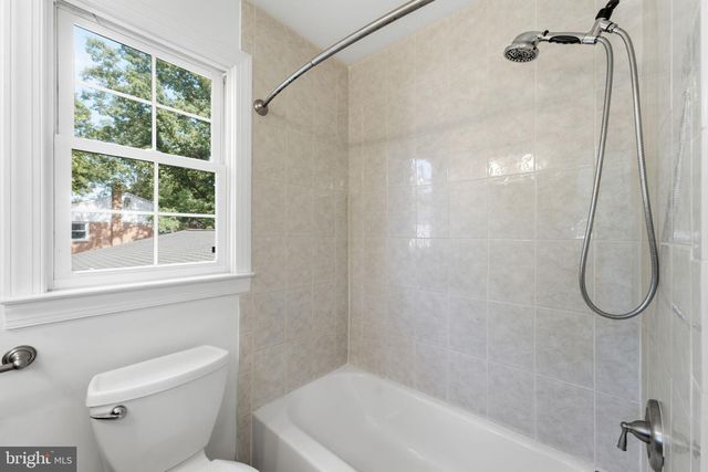 7100 BELTZ DR, District Heights, MD 20747