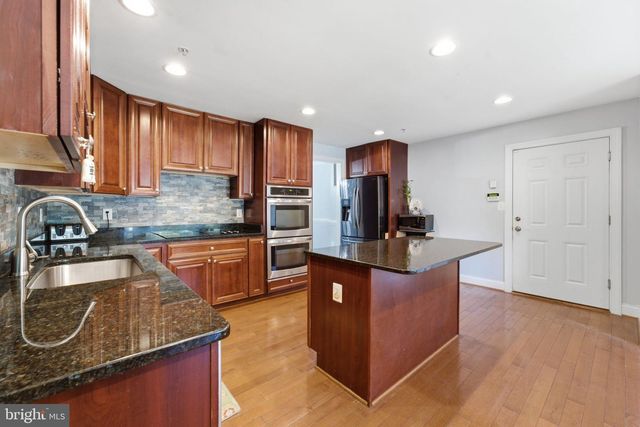 7100 BELTZ DR, District Heights, MD 20747