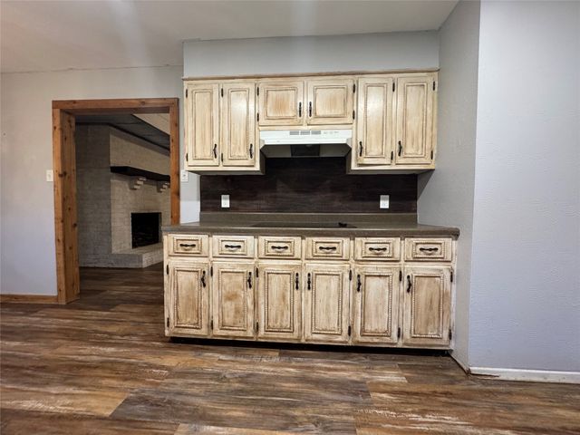 176 CR 45080, Powderly, TX 75473