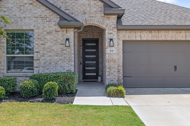 531 Cherry Hills Road, Red Oak, TX 75154
