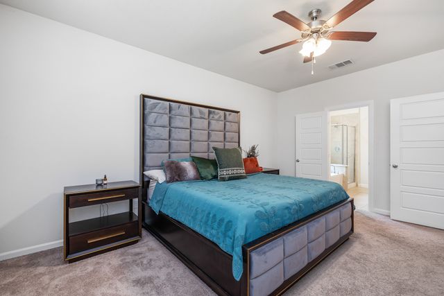 531 Cherry Hills Road, Red Oak, TX 75154