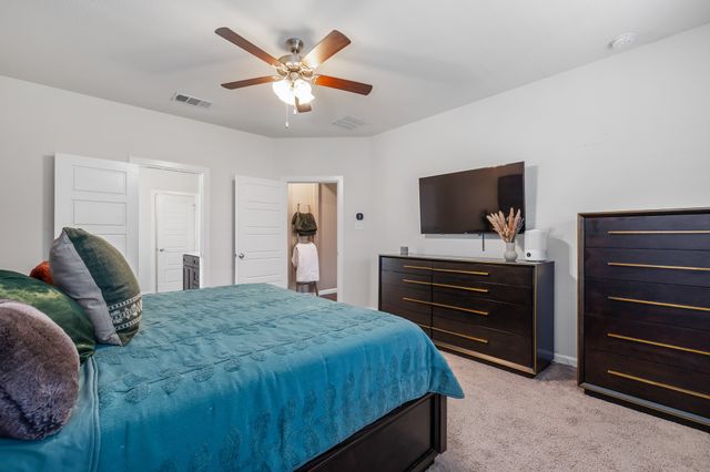 531 Cherry Hills Road, Red Oak, TX 75154