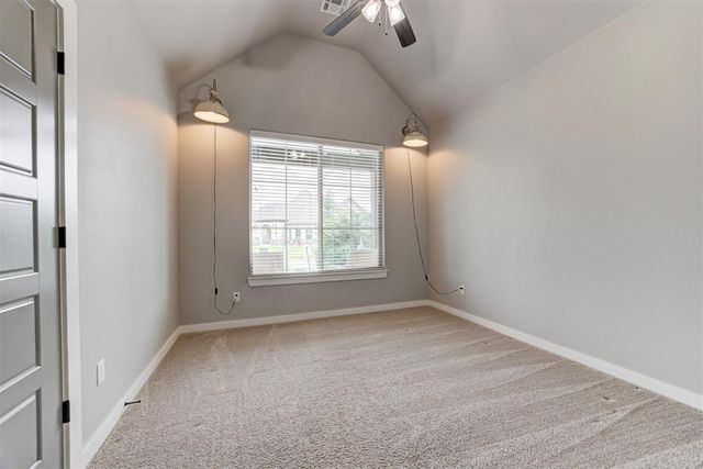 400 Bray Lane, Yukon, OK 73099