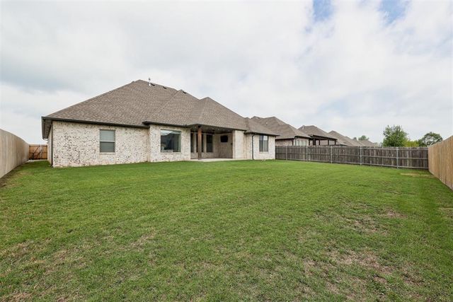 400 Bray Lane, Yukon, OK 73099