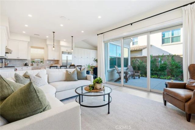 109 Fairgreen, Irvine, CA 92618