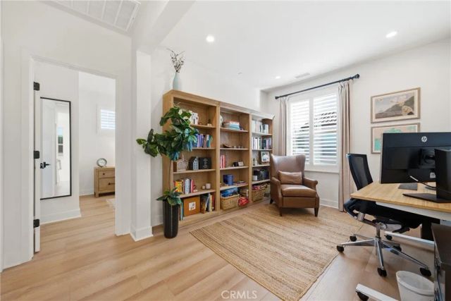 109 Fairgreen, Irvine, CA 92618