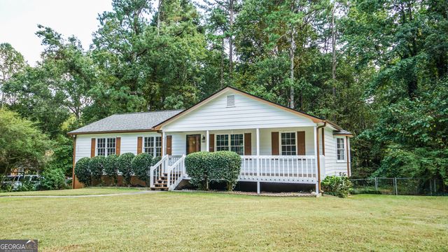 5641 Riding Woods Drive SW, Powder Springs, GA 30127