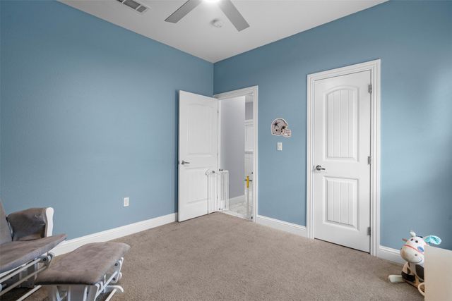 339 S Stewart Avenue, Lancaster, TX 75146