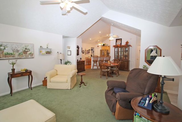 253 Churchill Crossing, Nicholasville, KY 40356