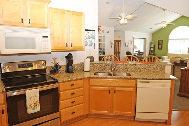 253 Churchill Crossing, Nicholasville, KY 40356