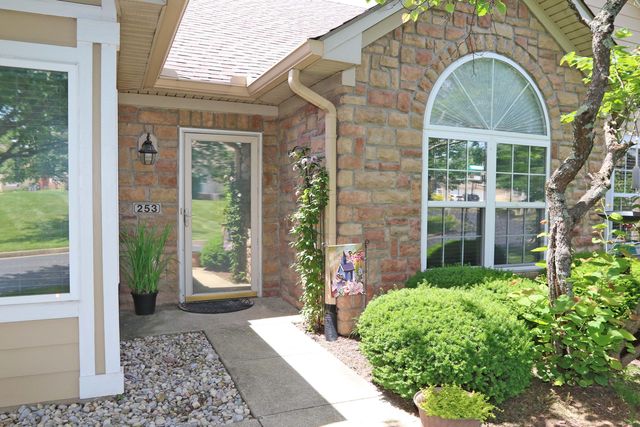 253 Churchill Crossing, Nicholasville, KY 40356