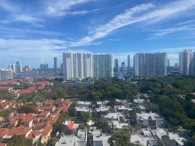 2851 NE 183rd St 1903E, Aventura, FL 33160