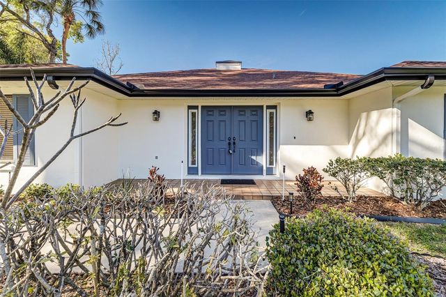 6308 N QUEENSWAY DRIVE, Temple Terrace, FL 33617