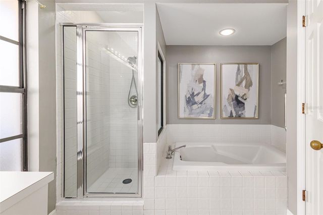 6308 N QUEENSWAY DRIVE, Temple Terrace, FL 33617