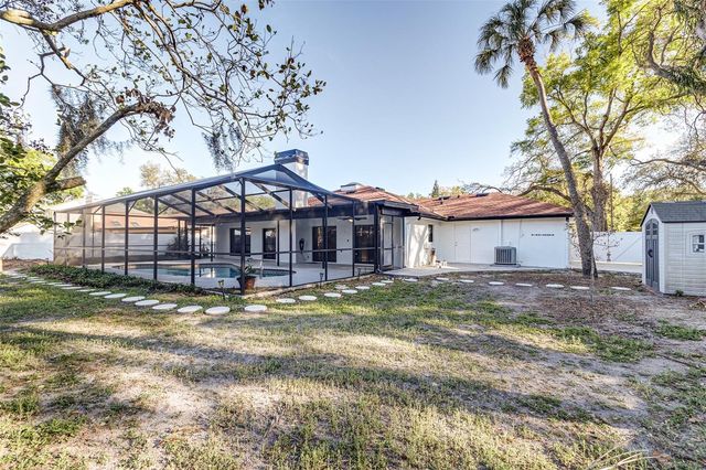 6308 N QUEENSWAY DRIVE, Temple Terrace, FL 33617