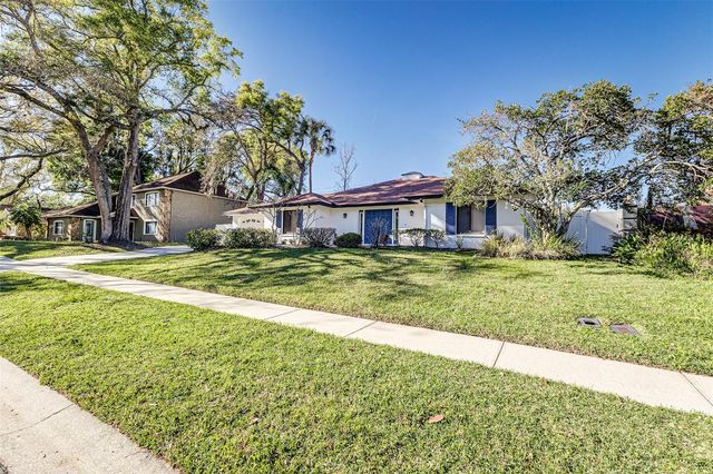 6308 N QUEENSWAY DRIVE, Temple Terrace, FL 33617