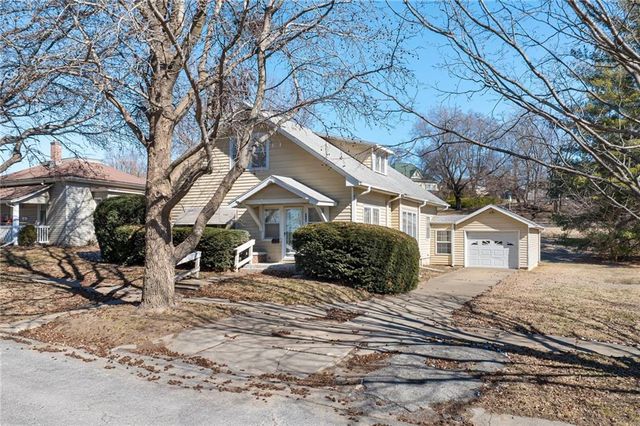 910 Savannah Street, Mound City, MO 64470