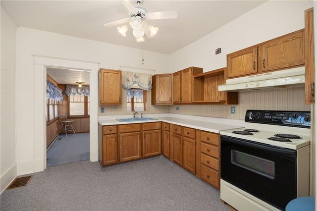 910 Savannah Street, Mound City, MO 64470