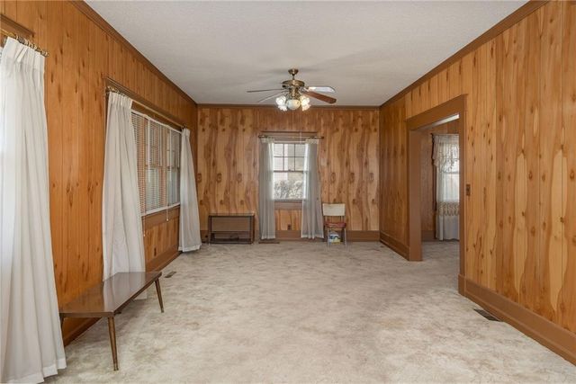 910 Savannah Street, Mound City, MO 64470